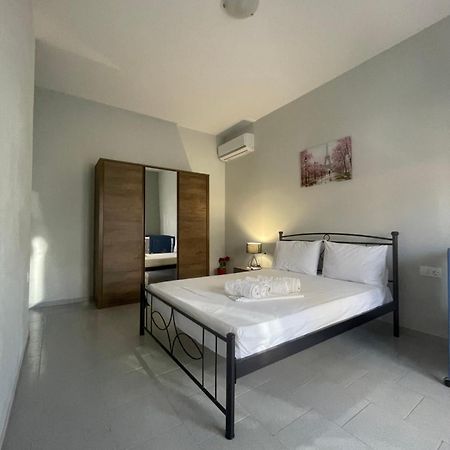 Nemesis Apartment Литокорон Екстериор снимка