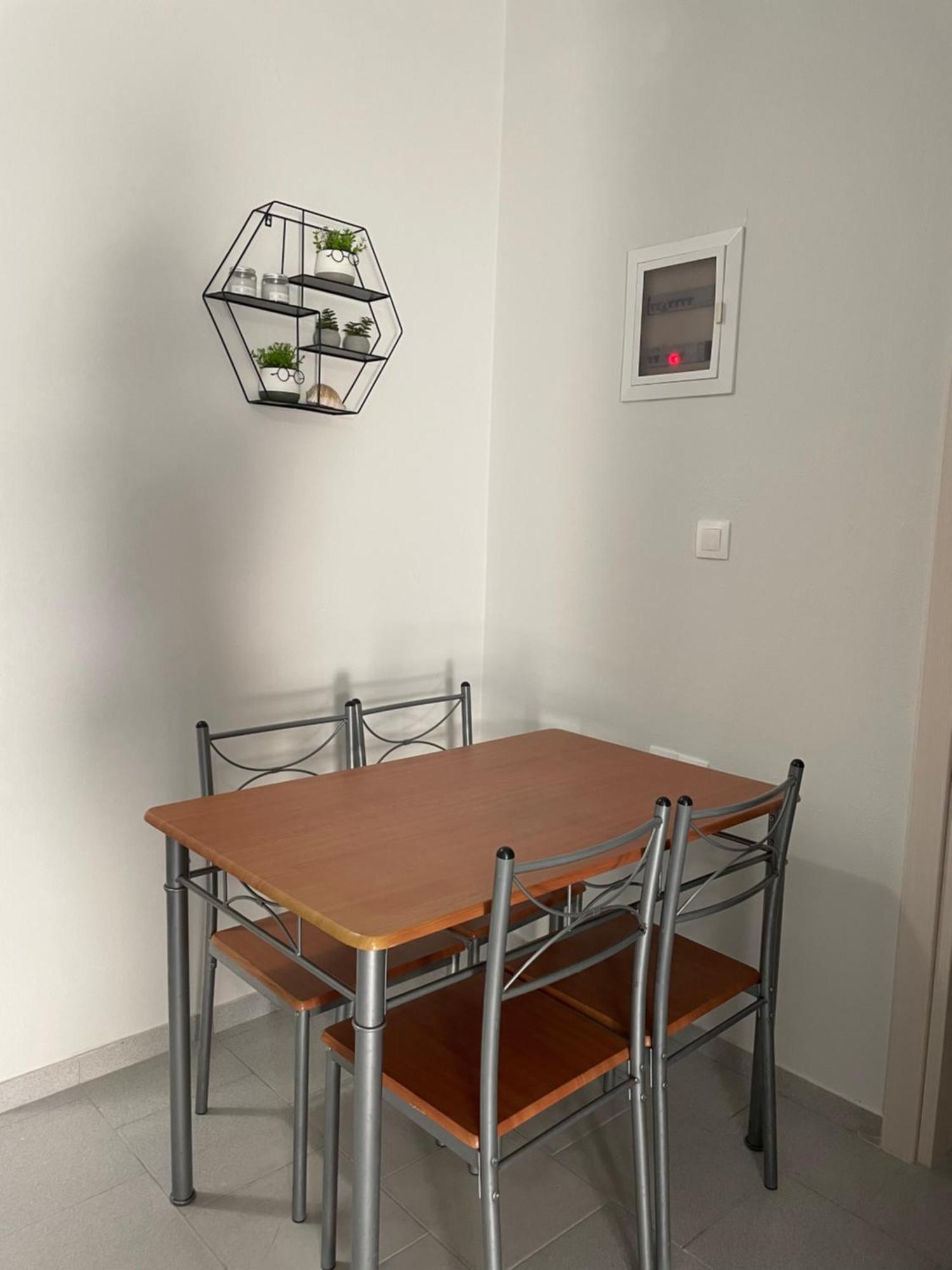 Nemesis Apartment Литокорон Екстериор снимка
